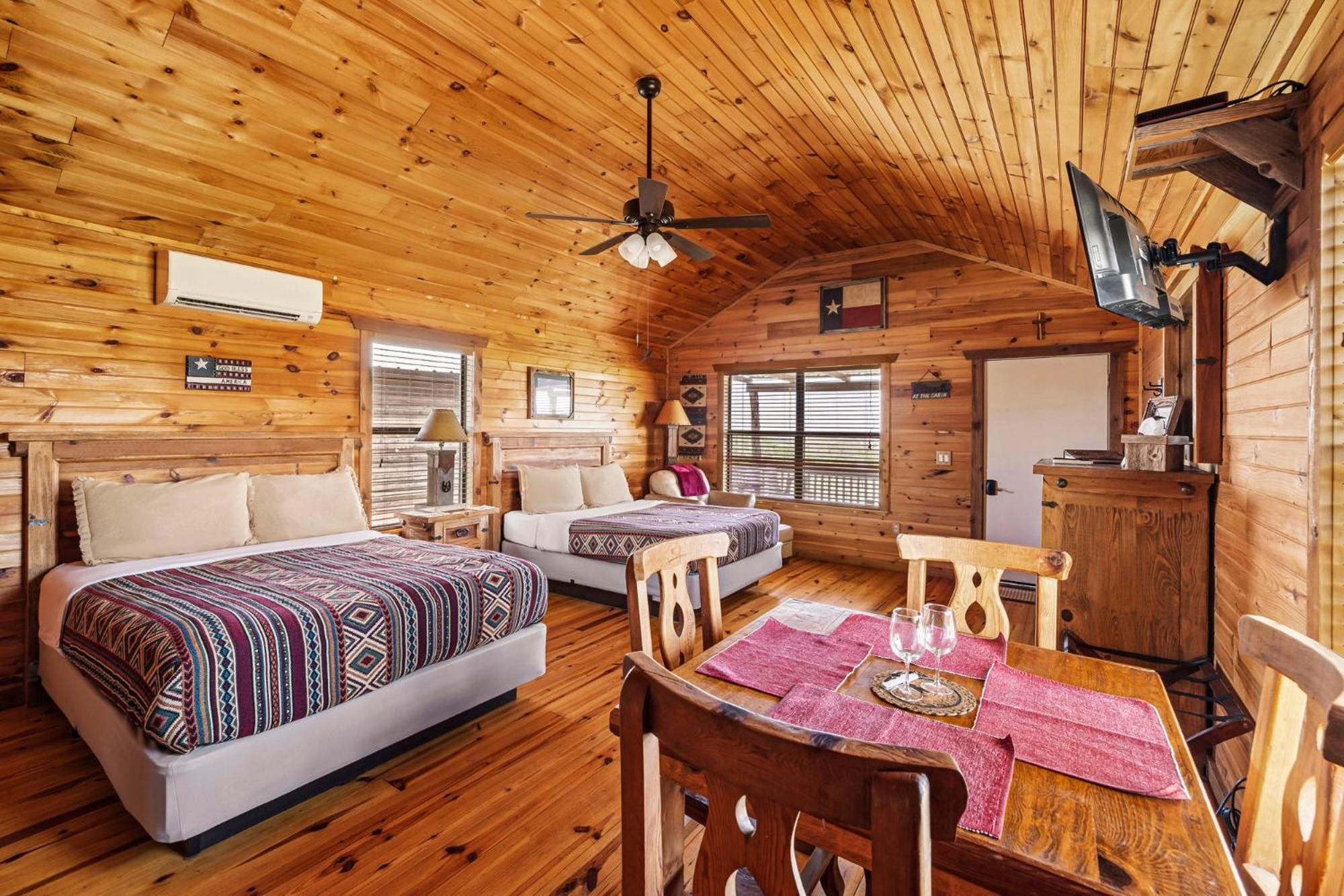 Enchanted Rockview Cabins Crabapple Esterno foto